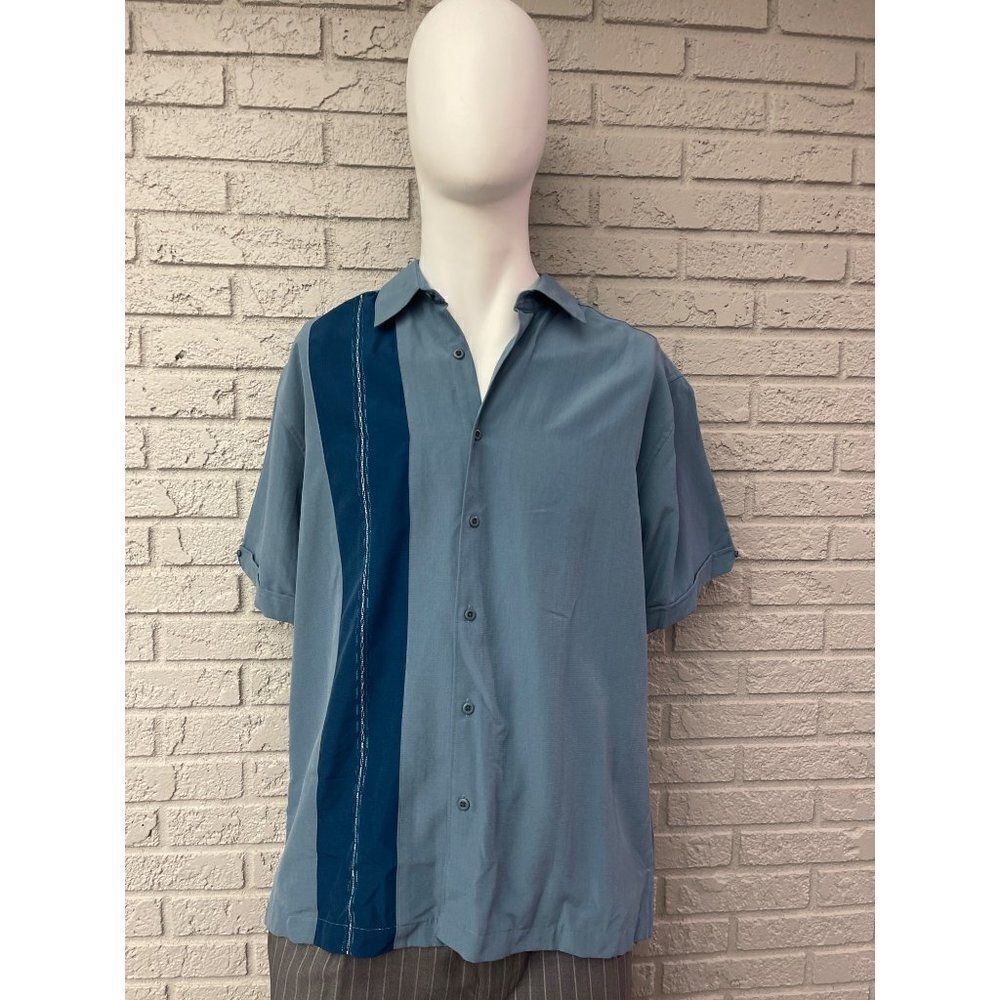 NWOT Chispa Blue Men’s Short Sleeve Shirt Size L